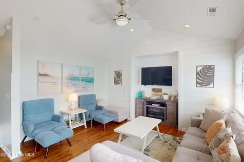 124 N Permuda Wynd Drive North Topsail Beach NC 28460
