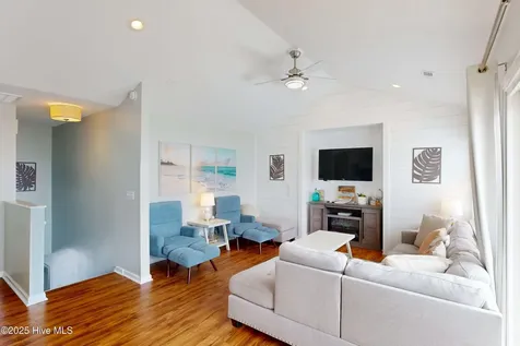 124 N Permuda Wynd Drive North Topsail Beach NC 28460