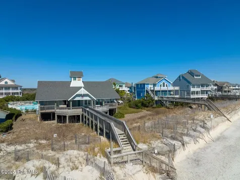 124 N Permuda Wynd Drive North Topsail Beach NC 28460