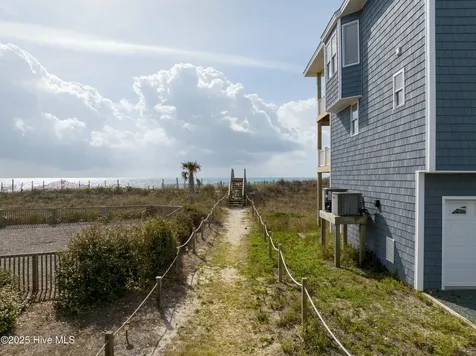 124 N Permuda Wynd Drive North Topsail Beach NC 28460