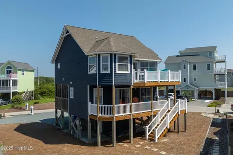 124 N Permuda Wynd Drive North Topsail Beach NC 28460