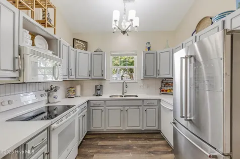 5065 Wyncie Wynd Southport NC 28461