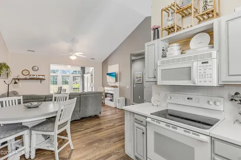 5065 Wyncie Wynd Southport NC 28461