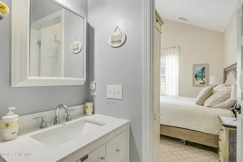 5065 Wyncie Wynd Southport NC 28461