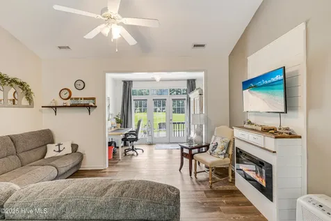 5065 Wyncie Wynd Southport NC 28461