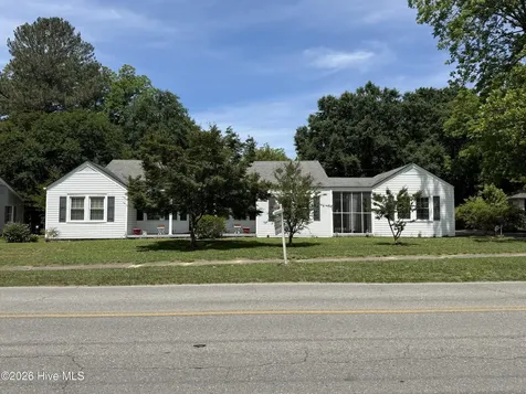 617 N Church Street Mount Olive NC 28365