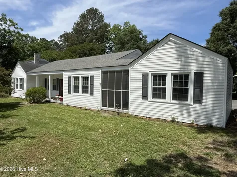 617 N Church Street Mount Olive NC 28365