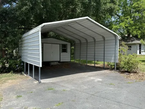 617 N Church Street Mount Olive NC 28365