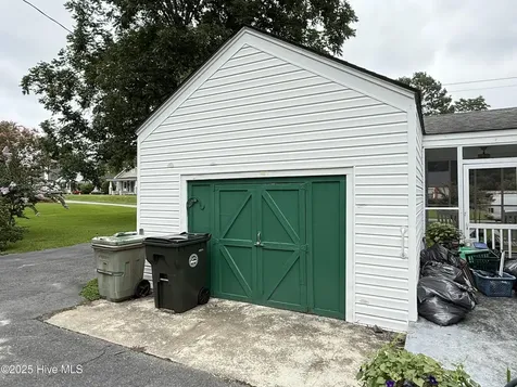 617 N Church Street Mount Olive NC 28365