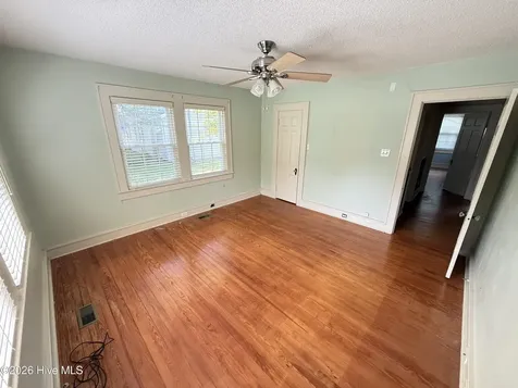 617 N Church Street Mount Olive NC 28365