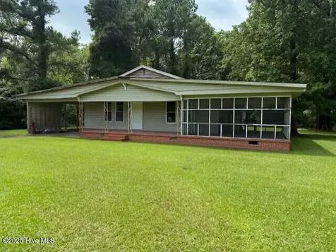 9400 Us Highway 17 Pollocksville NC 28573
