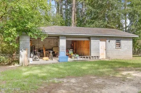 503 Johnson Street Aberdeen NC 28315