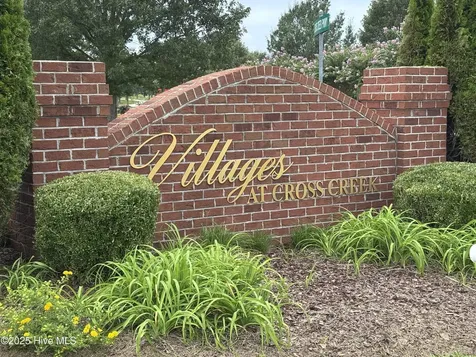 117-121 Savannah Circle N Roanoke Rapids NC 27870