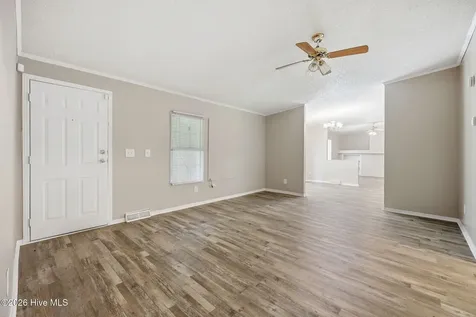 98 Autumn Drive Plymouth NC 27962