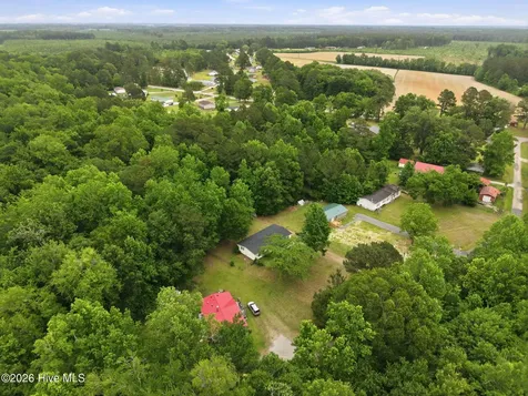 98 Autumn Drive Plymouth NC 27962