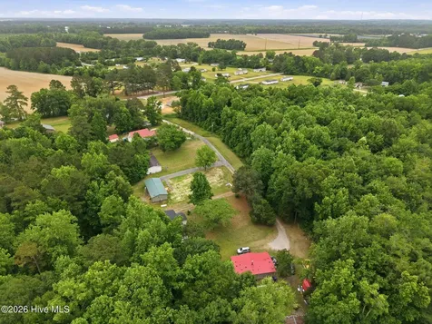 98 Autumn Drive Plymouth NC 27962