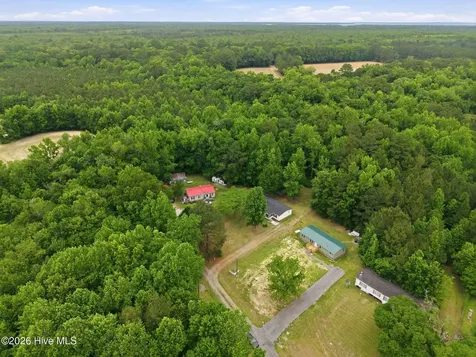 98 Autumn Drive Plymouth NC 27962