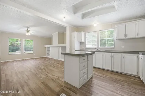 98 Autumn Drive Plymouth NC 27962