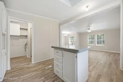 98 Autumn Drive Plymouth NC 27962