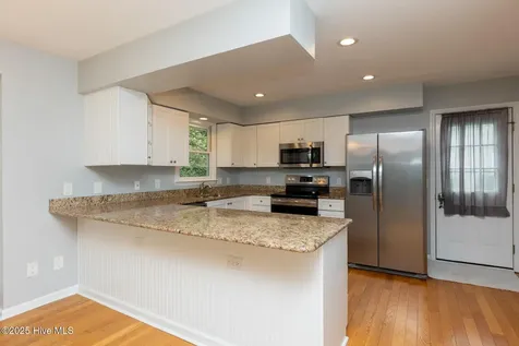 102 Seminole Court West End NC 27376