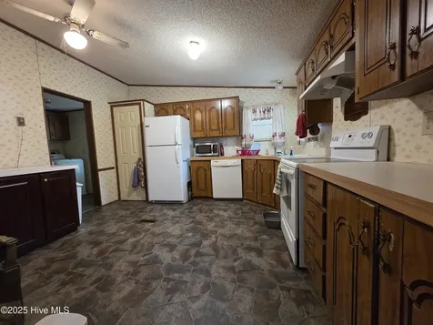 6021 X Way Road Gibson NC 28343