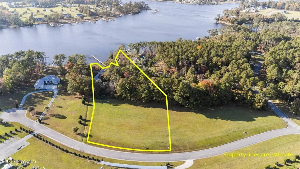 572 Dawson Creek Boulevard Oriental NC 28571