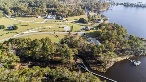 572 Dawson Creek Boulevard Oriental NC 28571