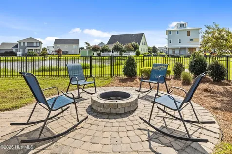 1710 Olde Farm Road Morehead City NC 28557