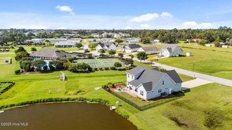 1710 Olde Farm Road Morehead City NC 28557
