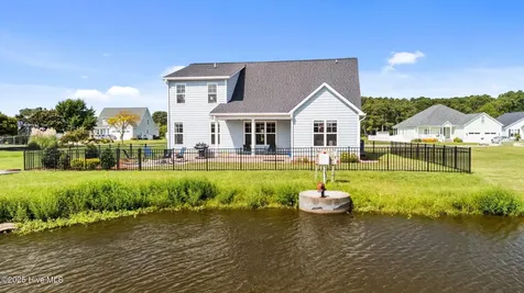 1710 Olde Farm Road Morehead City NC 28557