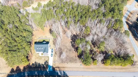 175 Colleton Circle Edenton NC 27932