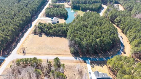 175 Colleton Circle Edenton NC 27932