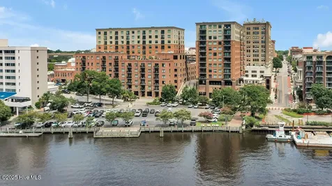 240 N Water Street Wilmington NC 28401