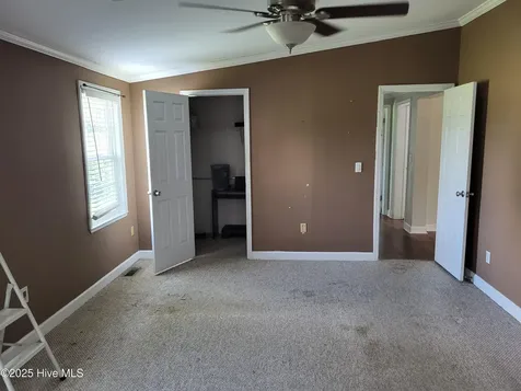 267 Sixth Street Aurora NC 27806