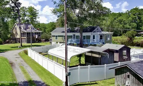173 Hideaway Road Belhaven NC 27810