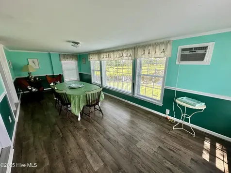 173 Hideaway Road Belhaven NC 27810