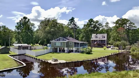 173 Hideaway Road Belhaven NC 27810