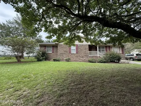 225 Tip Toe Road Edenton NC 27932