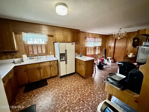225 Tip Toe Road Edenton NC 27932