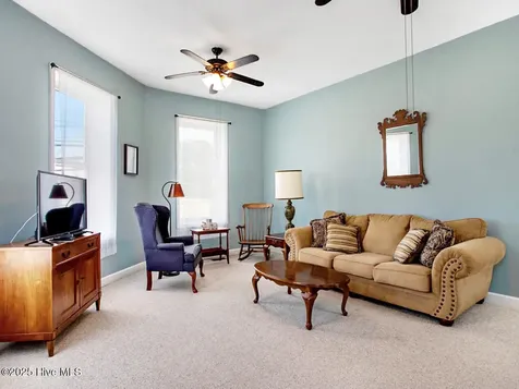 288 Pamlico Street Belhaven NC 27810