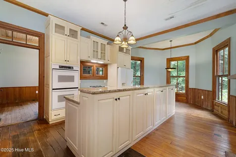 393 Moltonville Road Clinton NC 28328