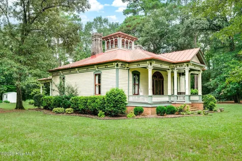 393 Moltonville Road Clinton NC 28328