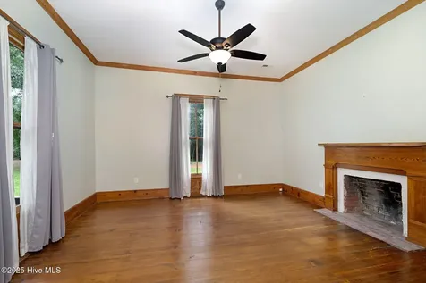 393 Moltonville Road Clinton NC 28328