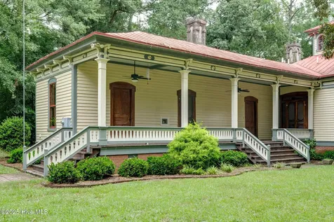 393 Moltonville Road Clinton NC 28328