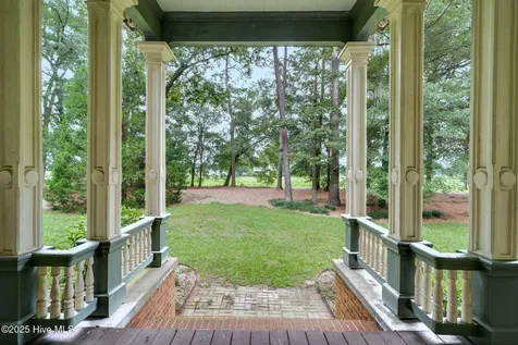 393 Moltonville Road Clinton NC 28328