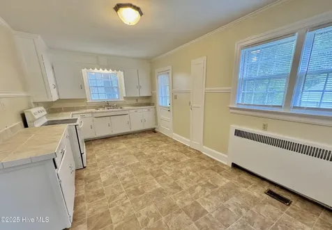 306 Wilson Avenue Kinston NC 28501