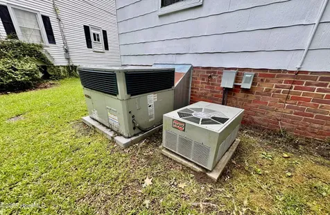 306 Wilson Avenue Kinston NC 28501
