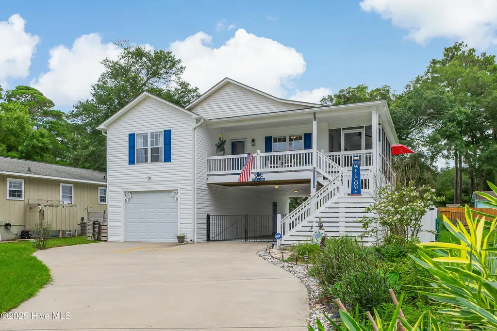 1803 W Yacht Drive Oak Island NC 28465
