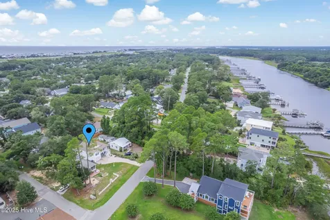 1803 W Yacht Drive Oak Island NC 28465