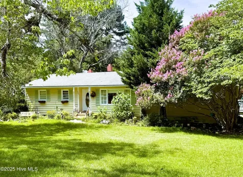 320 Aiken Road Southern Pines NC 28387